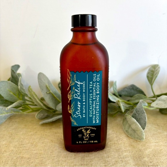 Bath & Body Works Stress Relief Eucalyptus + Tea Body Oil: Brand New! - Picture 1 of 2